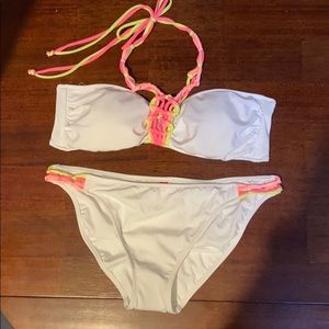 NWOT White Victoria’s Secret swim strapless bikini